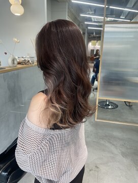 ヘアーメイク ネイキッド(Hair make Naked) レイヤーカット