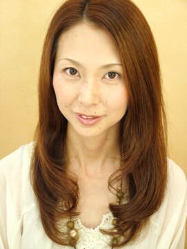 ミュール 重ね塗りカラーで品格のある艶スタイル