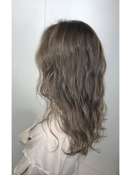 モードケイズ 海老名店(MODE K's) 人気NO.1カラー