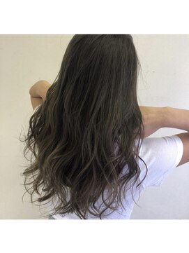 アヴァンス 神戸元町店(AVANCE.) 極細ハイライト × 王道グレージュカラー