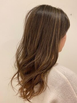 ラ シェンテ 宝塚(La Sente) ハイライト　サファイヤアッシュ