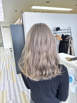 アフューズバイストゥー(Vfuse by StueW) やわシルバーグレージュ[倉敷][岡山][倉敷美容室][岡山美容室]