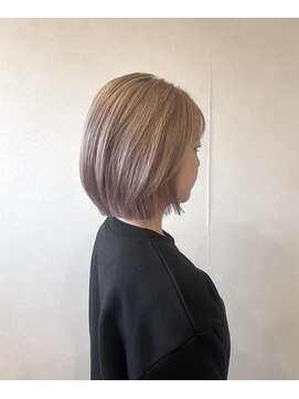 イロ(iro) ベージュ系で作るデザインカラー