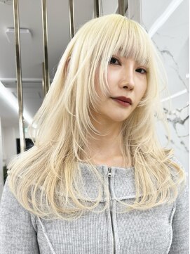 エトワール(ETOILE) ブロンドカラー×レイヤーカット