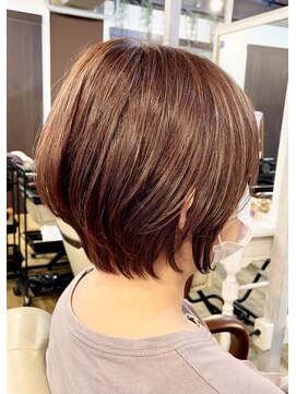 ラシクベル(Lashiku Belle) 秋色ショートボブ
