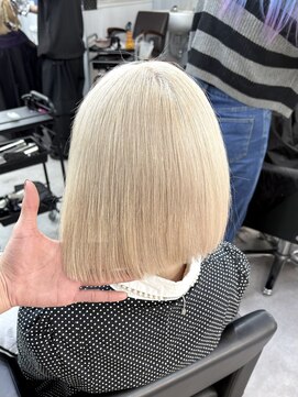 シェイロ(Cielro) ホワイトブロンド【Kentaro】