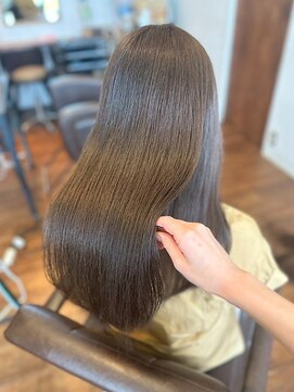 シェール(cher) 【ビフォーアフターあり】髪質改善/ストレートロング/艶髪