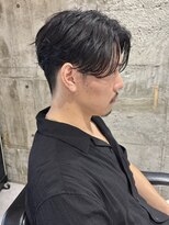 ニアウ 太田店(Niau)&nbsp;センターパートニュアンスパーマ刈り上げメンズパーマ群馬太田