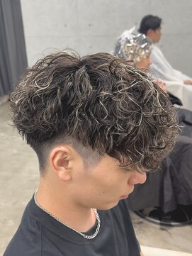 エデアンホンテン メンズサロン(EDEAN 本店 （旧：EDEAN 上通）) 熊本メンズカット MEN'S HAIR スペインカール 金メッシュ