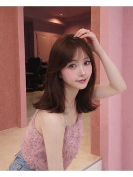 ボタン コロン 表参道 原宿(VOTAN COLON) くびれミディアム/ミディアムレイヤー/顔まわりカット