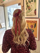 ヘアー アレス(hair ales)&nbsp;ハーフアップ　カチモリ