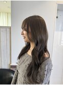 オリーブベージュ