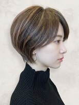アムール稲田堤(amour)&nbsp;白髪ぼかしハイライトグレージュショートボブレイヤー夏カラー