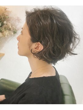 ホロホロヘアー(Hair) みみかけボブパーマ