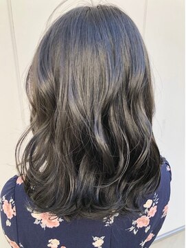 アン(Hair make un) #艶感ダークグレージュ