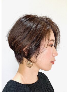 ワタイ(Watai) オシャレ女子の小顔ショートボブ