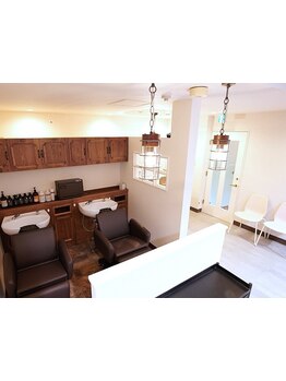 ［竹ノ塚駅徒歩2分］隠れ家的オシャレサロン♪都内有名店で経験を積んだトップスタイリストが手掛ける！