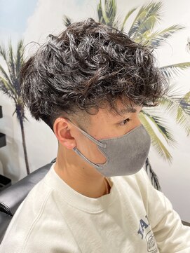 ヨシザワインク バンダイ(YOSHIZAWA Inc. BANDAI) スペインカール/重め/10代20代/メンズパーマ/スパイラルパーマ