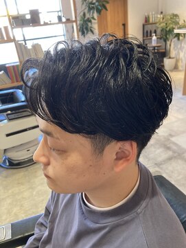 リチウム(Lithium) 〈爽やか〉ツーブロックスタイル