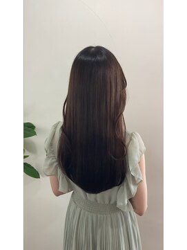 ヘアーアンドメイクアップモパ 艶髪