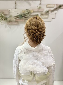 ヘアセットサロンエッジ(Edge) 浴衣でお仕事アップヘア