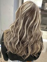 ユニー(uniii)&nbsp;ハイライトカラーミルクティーベージュケアブリーチダブルカラー