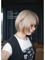 コルバース(COL BIRTH)&nbsp;【yui担当】ホワイトブロンド/丸みショート
