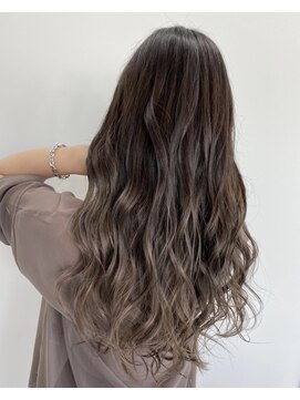 リグフクオカ(L.I.G fukuoka) 【L.I.G fukuoka】ロングヘア×グラデーションカラー