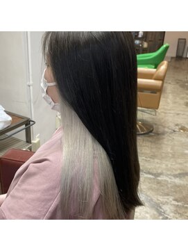 ゼットサロン(Z SALON) Z「白っぽインナーカラー」