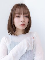 20代30代大人かわいい小顔ひし形ボブグレージュカラー