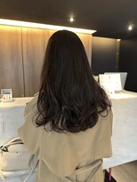 クーラ(Cura) 【Cura原宿】毛先のニュアンスパーマ・アッシュブラック