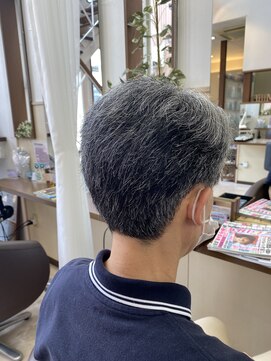 コアフィールフィス(COIFFURE fils) 新規お得クーポンあり【見附　今町】短めショートヘア
