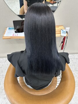 シカ 神戸三宮元町店(Cica) 神戸 三ノ宮 元町 髪質改善 透明感カラー