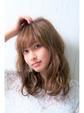 ノアエクレ 銀座(noah ecle) 韓国風ニュアンスカラーくびれ外ハネロブ♪