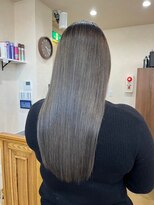 ミラシィ 成田(Mirashy)&nbsp;ハイライトカラーミルクティーベージュレイヤーカット