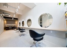 オプスヘアー 姪浜店(OPS HAIR)の雰囲気（地下鉄姪浜駅南口より徒歩1分で通いやすいです♪）