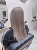 シルバーホワイトカラー