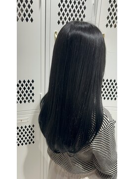 アドア 横浜(ADORE) 暗カラー◎ブルーブラック