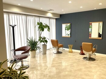 マデイラ(Madeira)の写真/丁寧なカウンセリング×マンツーマン施術でお客様の髪質やお悩みに寄り添い、理想以上のスタイルに