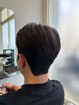 リコヘアー(LiCO HAIR) 那覇/刈り上げセンターパート/波巻きツイストスパイラル