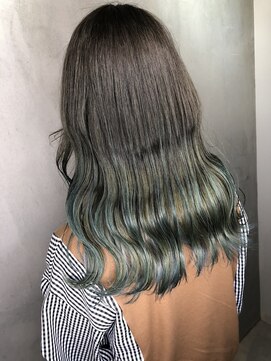 テテ(TETE) グリーングラデーション　長堀橋×心斎橋