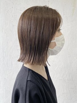 ザヘアメイクシェア(THE -HAIR MAKE SHARE-) ぷつっとベージュボブ。