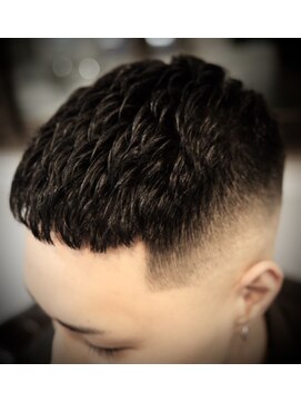 サップ 茨木店(Sup) 濡れパン/緩パン/アイロンパーマ/アイパー/パンチ