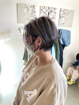 ジジ チーク 栃木(Gigi cheek) ホワイトシルバー/シャドウルーツ/ブリーチ2～3回