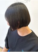 ショートボブ