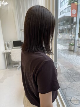 ハイブ 金沢(Hive) ブリーチ無しオリーブベージュヘルシースタイル大人ミディアム