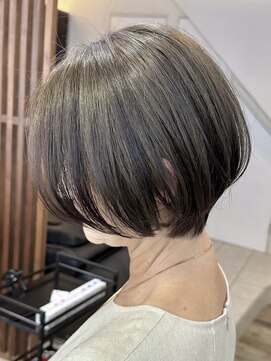 ハーツ(Heart's) 白髪ぼかし脱白髪染め似合わせショートボブ40代50代60代