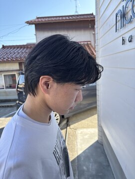 ニコプラス(nico+) 毛流れセンターパート