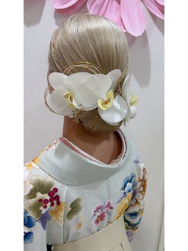 ブリエ(briller) TAKAKOstyle☆袴ハイトーンシニヨン