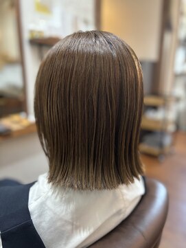 ブラン(Blanc。) ぱつんとボブ